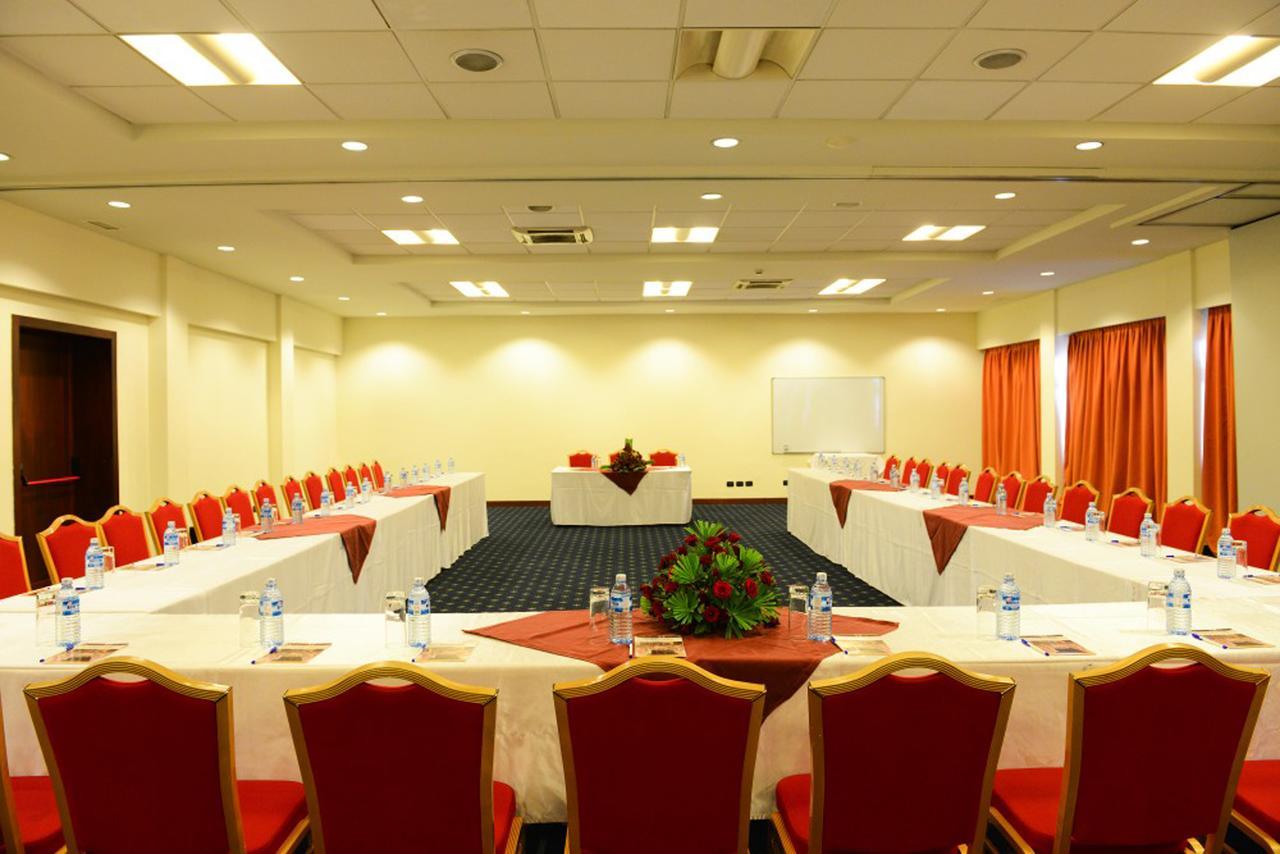 Lake Victoria Hotel Entebbe Bagian luar foto